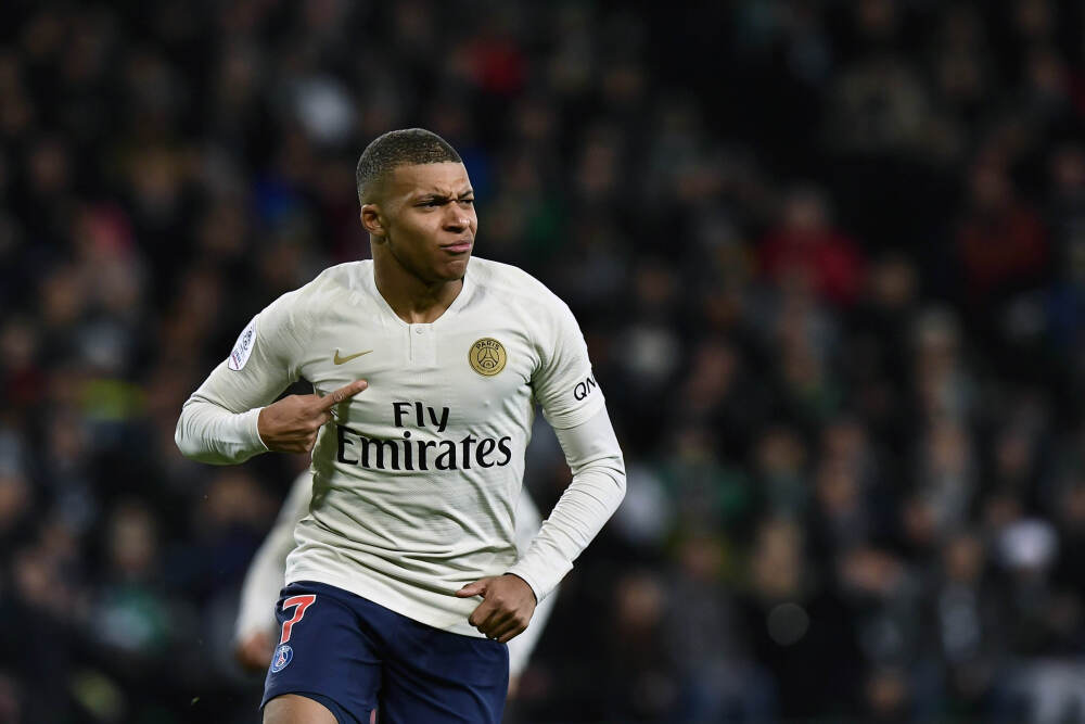 外媒：法国称“已准备好”向乌克兰派兵